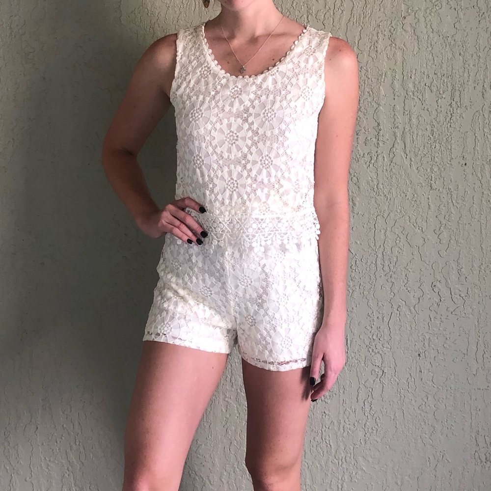 Boutique Cream colored romper